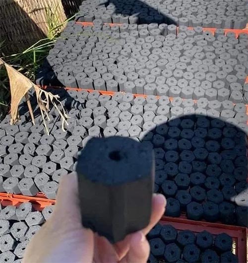 Than gáo dừa không khói