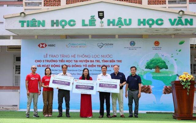 Trao tặng 3 hệ thống máy lọc nước uống cho trường học tại Huyện Ba Tri, Bến Tre